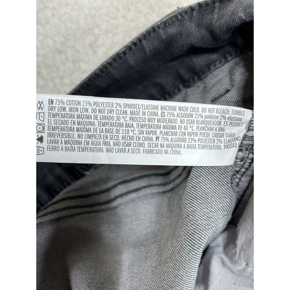 NWT Forever 21 Women’s Size 30 Gray High Rise Flare Legs Buttons Fly Denim Jeans - Picture 7 of 8